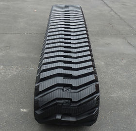 Skid Steer Rubber Tracks 450x86BLx52 Untuk BOBCAT T200 Dengan Kabel Yang Disempurnakan Dan Profil Tapak Yang Kuat Memungkinkan Kecepatan Tinggi