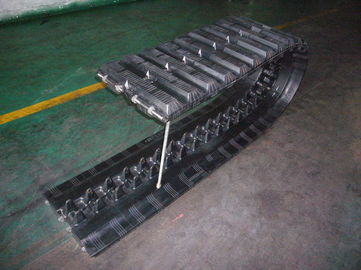 Harga yang bagus Track Karet Berat Alat Segmented 450x110 dengan Panjang Fleksibel untuk Kendaraan Militer on line