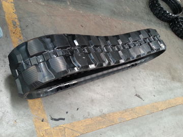 Harga yang bagus Penggantian tahan lama Skid Steer Rubber Track Untuk 279C 450 X 86BB X 60 on line